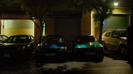 Um Mundo Triste e Belo Trailer Oficial