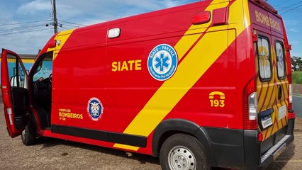 Piloto de XJ6 sofre queda ao passar por mancha de óleo na pista no Bairro Santa Felicidade