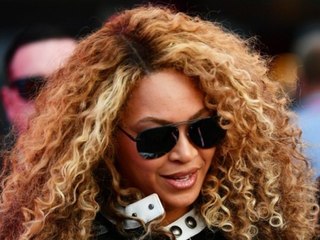 Mit diesem Outfit begeisterte Beyoncé beim Formel-1-Rennen