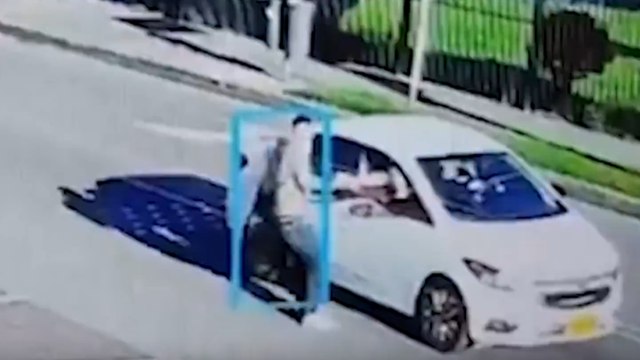 Videos revelan la crudeza de los violentos robos de vehículos en Bogotá: minuto a minuto