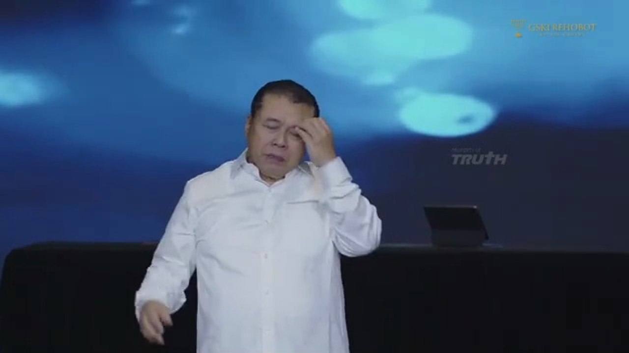 MENGHADIRKAN REALITAS ILAHI