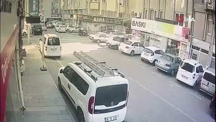 Dur levhasını hiçe saydı! Kazaya yol açtı