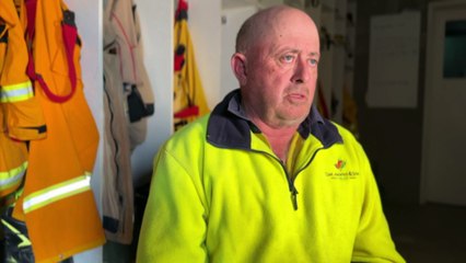 Country Fire Service volunteers plead for respect on frontline as bushfire season begins