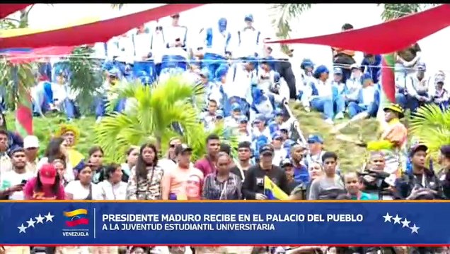 Presidente Nicolás Maduro recibe en el Palacio de Miraflores a la juventud estudiantil venezolana