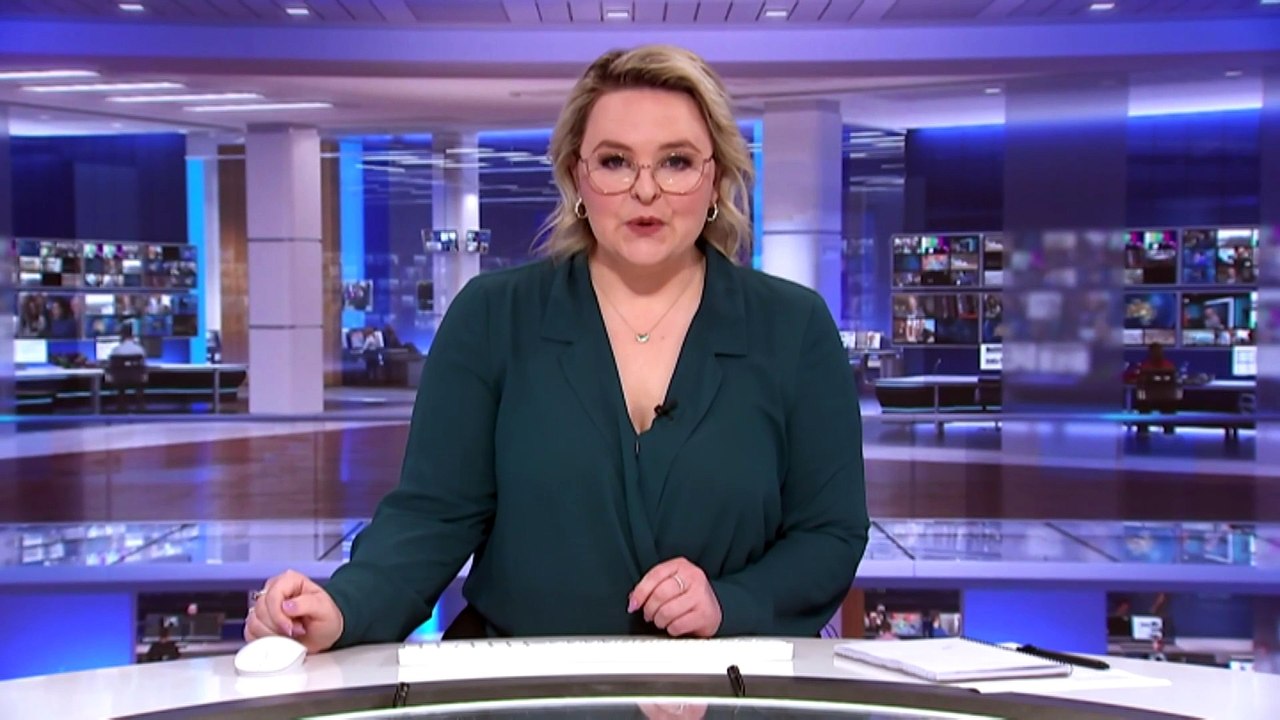 Tropical Cyclone Fina intensifies to category three system as it moves towards Darwin