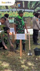 Menanam Harapan, 21 Ribu Pohon Ditanam di Pekanbaru saat Hari Pohon Sedunia