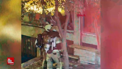 İstanbul Bağcılar'da 5 katlı binada çıkan yangın söndürüldü