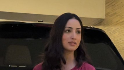 ट्रेडिशनल लुक में छाईं Yami Gautam, सादगी से जीता दिल