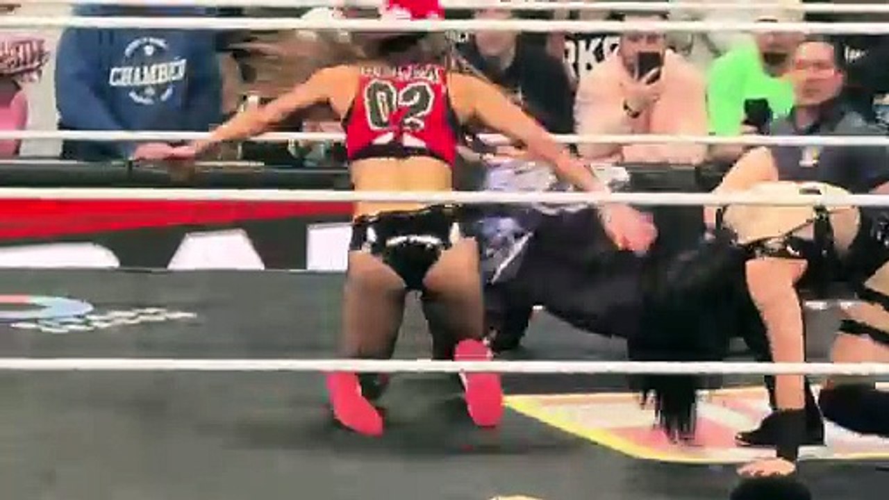 Nikki Bella Turns Heel, Attacks Stephanie Vaquer - WWE Raw 11/10/2025
