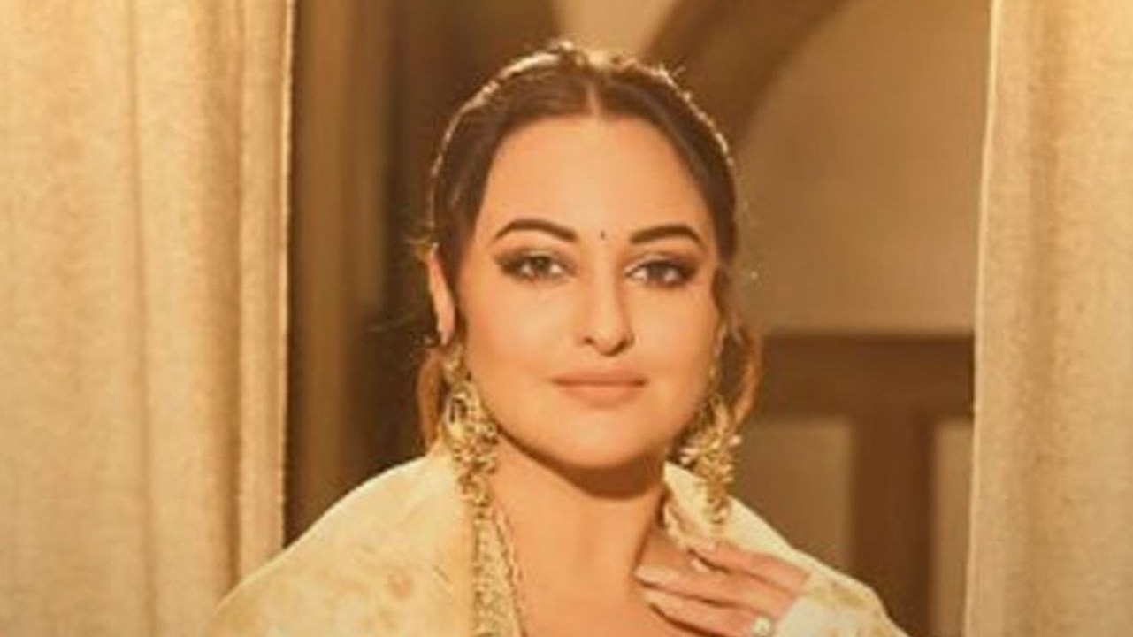 Sonakshi Sinha ने अपनी Pregnancy पर तोड़ी चुप्पी!