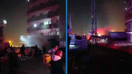 Apartmanın altındaki oto galeri yandı; binadan kaçmaya çalışan 2 kişi öldü, 14 kişi dumandan etkilendi