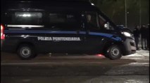 Prato, le perquisizioni al carcere della Dogaia