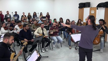 Van'da öğretmenlerden oluşan koro sahne almaya hazırlanıyor