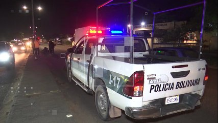 MOTOCICLISTA Y SU HIJA RESULTAN HERIDOS TRAS SER IMPACTADO POR UN VEHÍCULO