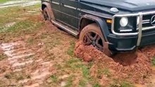 🚗 Million-dollar Mercedes G-Wagon STUCK DEEP in stink mud hell!  Thought this beast could conquer anything… until the LAST 10 SECONDS hit 😱🤯 8M+ people already speechless, 15M views in 24h! 🔥