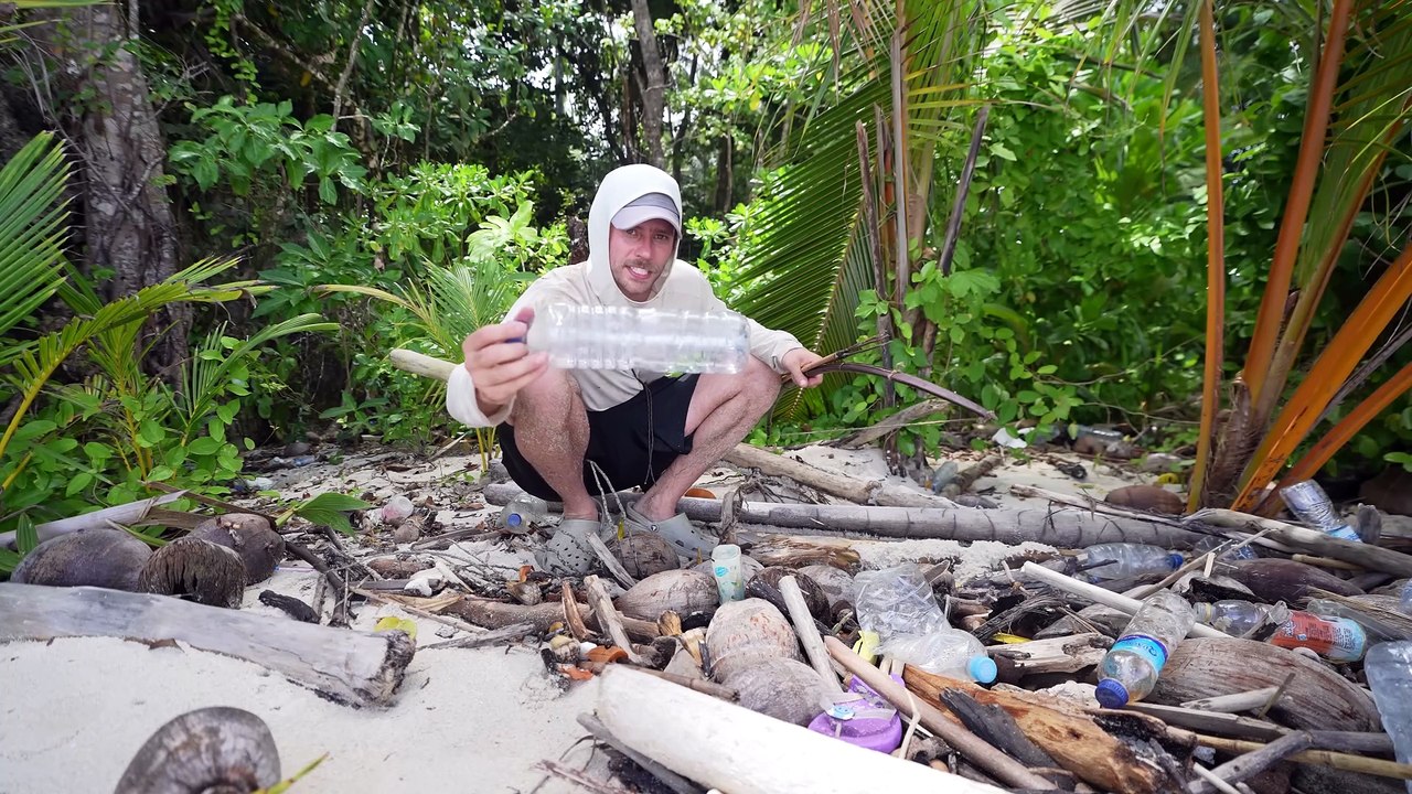 7 Days Solo Survival on Shipwreck Island - No Food, Water, or Shelter ...