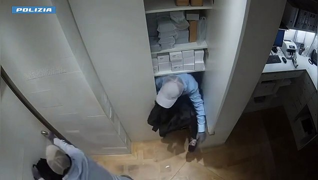 Firenze, il furto nella boutique di Dior: cos? l'azione dei ladri