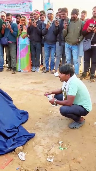 Punjabi Zadugar ne logo ko daraya