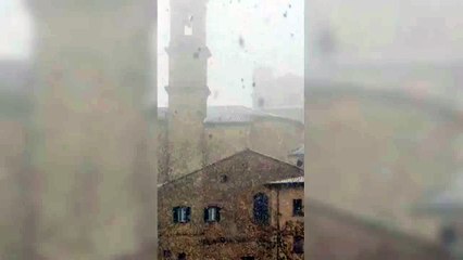 Neve in Toscana, a Montepulciano il paesaggio è da favola (e non succedeva da 20 anni)