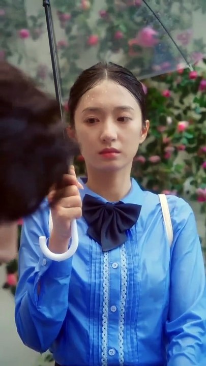 She kissed ex bf on wedding day to revenge uncle hubby #tvseries #youtube #verticledrama #cdrama