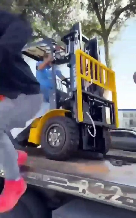 Un chargement de camion qui tourne mal