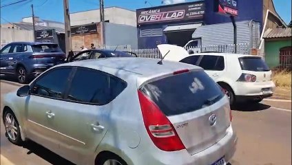 Colisão em cascata: Polo, BYD e Golf batem e deixam dois feridos na Avenida Rocha Pombo