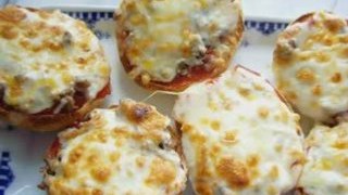 English Muffin Pizzas