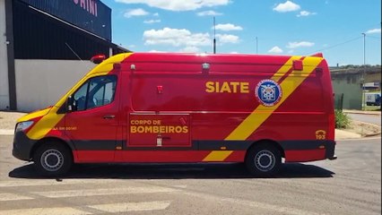 Motociclista tem fratura na clavícula após colisão com carro às margens da BR-277