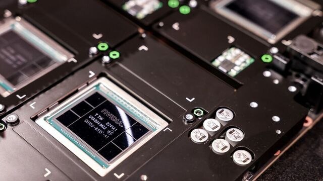 Trump Team Internally Floats Selling Nvidia H200 Chips to China