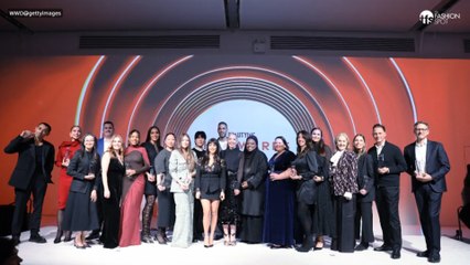 Kourtney Kardashian’s LBD Has a Bold Neckline