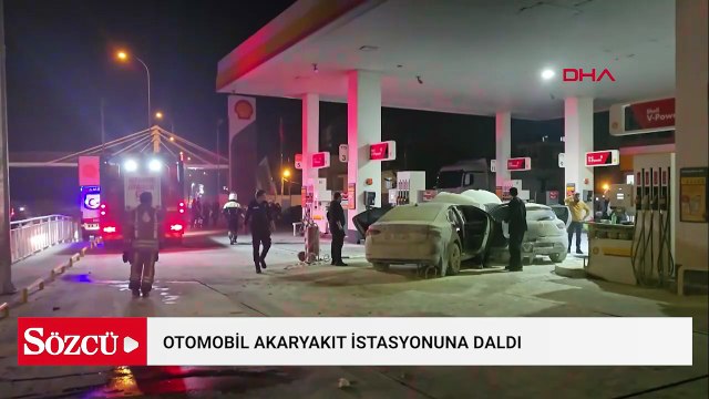 Çekmeköy'de otomobil akaryakıt istasyonuna daldı; 2 otomobil yandı