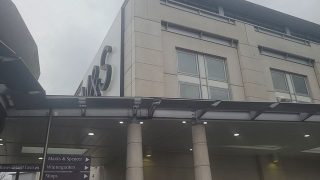 Outside Bluewater Shopping Centre, part 1 - Part one of eight from today's going-out to the shopping centre in Greenhithe, Kent.