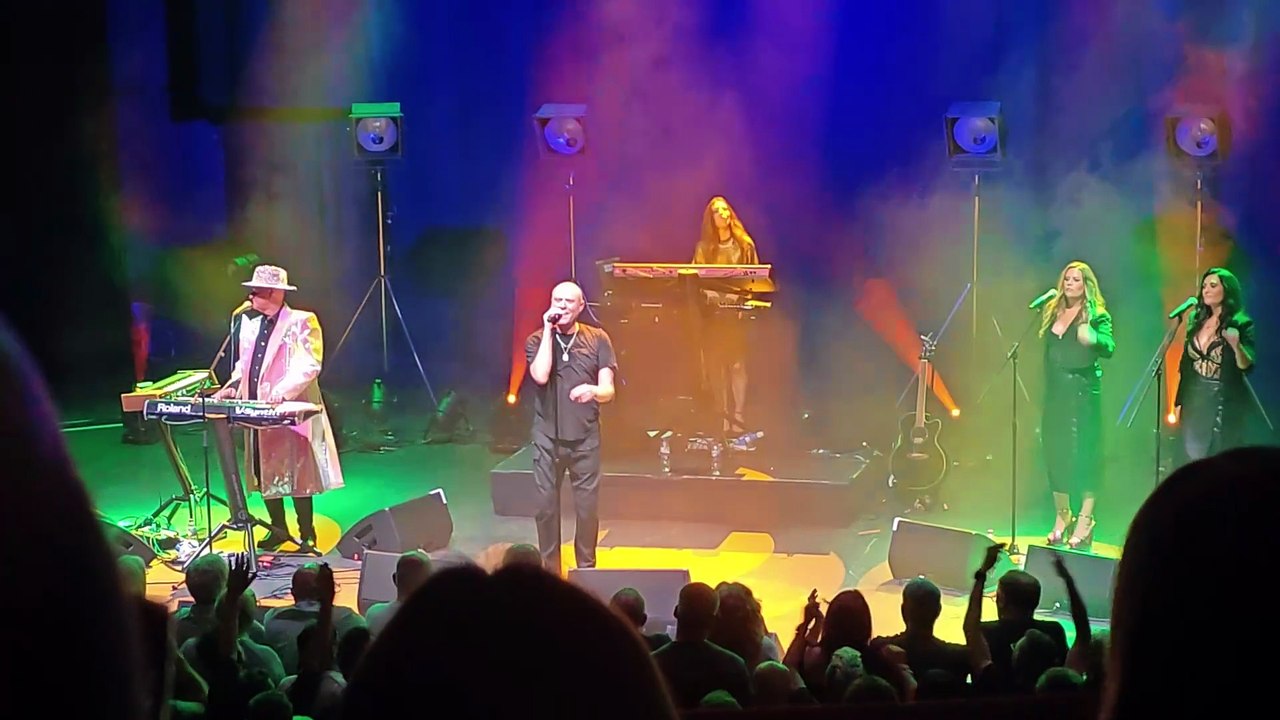 Heaven17-251106-ShephardsBush-08