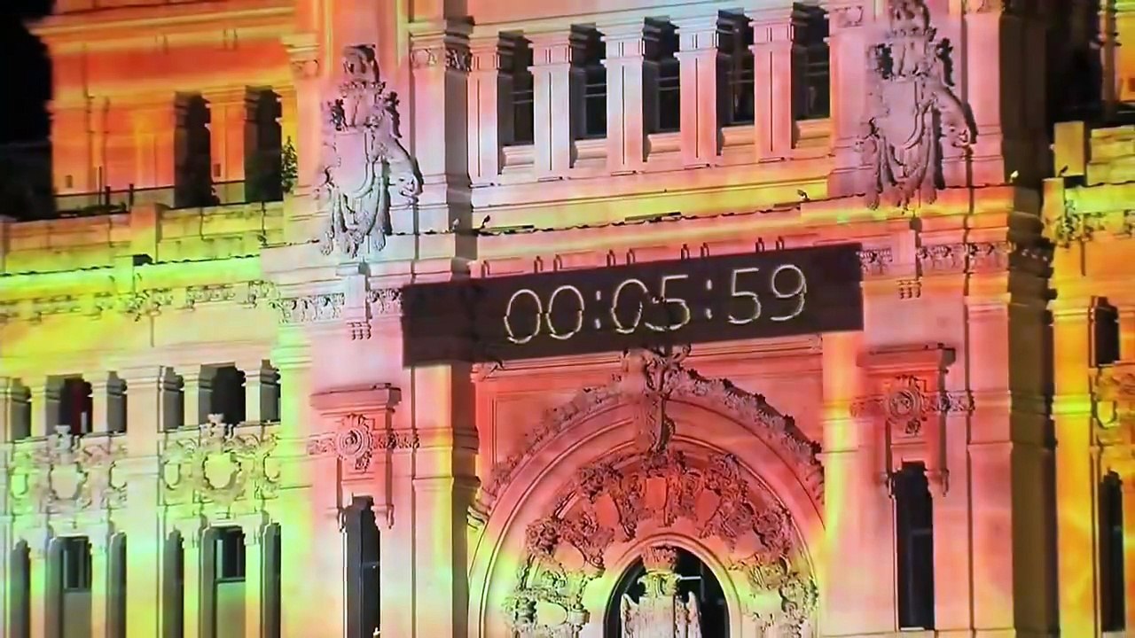 Madrid enciende sus luces navideñas para las próximas 46 noches ante 150.000 personas