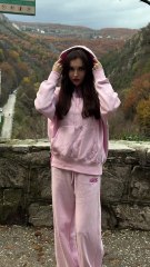 This Lesbian Couple Autumn Moment Felt Magical — Did It Make You Feel Something Too?