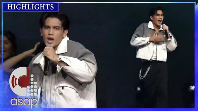 Jarren heats up the stage with Gimme Gimme Gimme prod | ASAP Vancouver