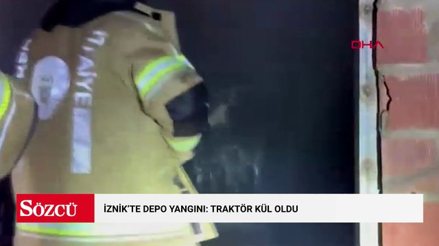 Depoda çıkan yangında, traktör ve tarım malzemeleri kullanılamaz hale geldi
