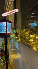 Μαρία Ηλιάκη: Το σαλόνι της μεταμορφώθηκε στο απόλυτο χριστουγεννιάτικο παραμύθι