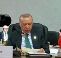 Bakan Şimşek’in sözleri gündem oldu! Alelacele yanına geldi, Erdoğan’a uyarısı salondaki liderleri şaşkına çevirdi