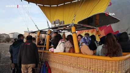 Sıcak hava balonları 24 Kasım münasebetiyle öğretmenlerle birlikte havalandı