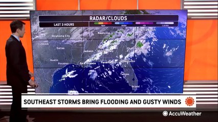 Thunderstorms rumble across the Southeast