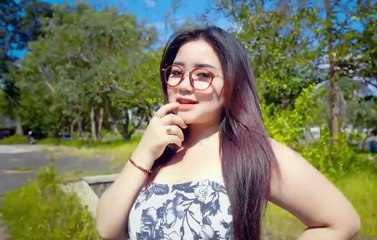 DJ FULL BASS KOWE MILIH LIYANE DJ TERBARU