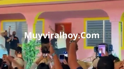 La Fruta se roba aplausos masivos durante show de Bad Bunny en RD