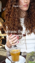 c’est quoi vos plans pour friendsgiving ? 🦃🇺🇸🍾📍 Café Hugo : 22, place des vosges 75004 paris