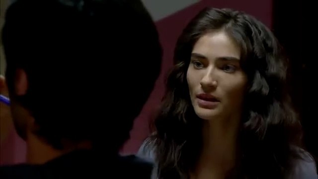 2009 Başka Dilde Aşk SAADET IŞIL AKSOY MERT FIRAT Türk Filmi İzle