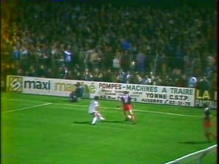 AUXERRE - PARIS SG - 1983 - SAISON 1983/1984 -