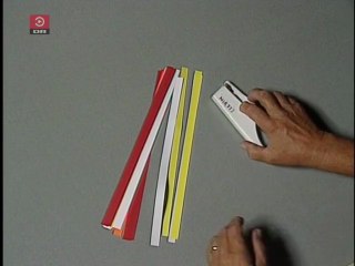 Jul med Clevin ~ Strimmelkugle. |Sæson:1|Episode:4-24|1992| DRTV