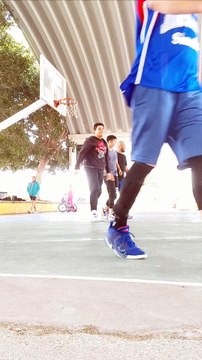 JUEGO DECISIVO 3 AL 4 MINUTO TAPA Y ASISTENCIA Y DEFINÍ PARTIDO ES VERDAD NO ESTOY EN RITMO 4 MESES SIN JUGAR PERO SOY UN GUERRERO A MÁS NO PODER Y ESO HACE GRANDE MI LEGADO SOY EL NUMERO 1 EL MEJOR SOY YO