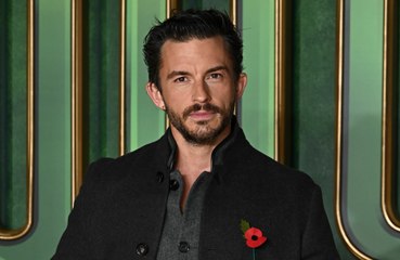 Jonathan Bailey está feliz de abrazar los altibajos de su carrera