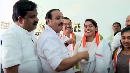 കോഴിക്കോട് വിമത ശല്യത്തിൽ പൊറുതിമുട്ടി കോൺ​ഗ്രസ്...